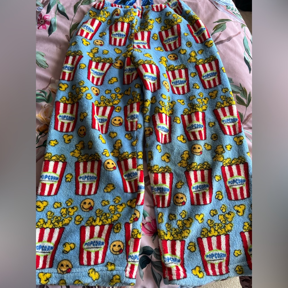 Fuzzy pants size 8-10